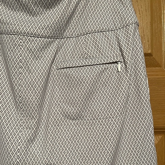 Fairway & Greene Eliza Skort - Picture 9 of 11